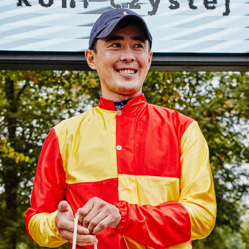 img: Najlepsi w sezonie 2021: Sanzhar Abaev – czempion jeźdźców w gonitwach płaskich