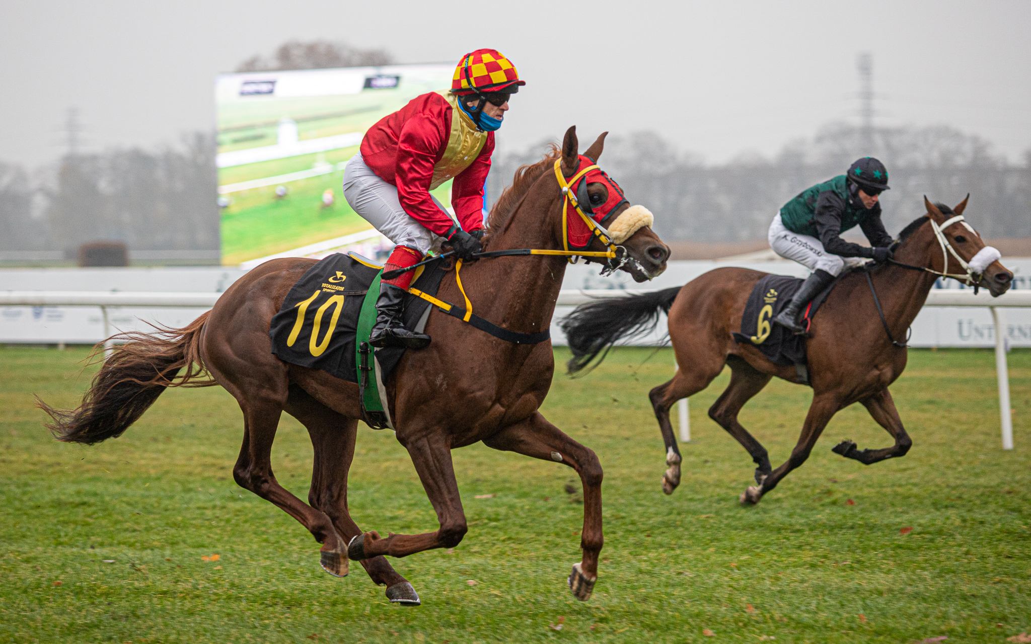 img: Dwa zwycięstwa i drugie miejsce