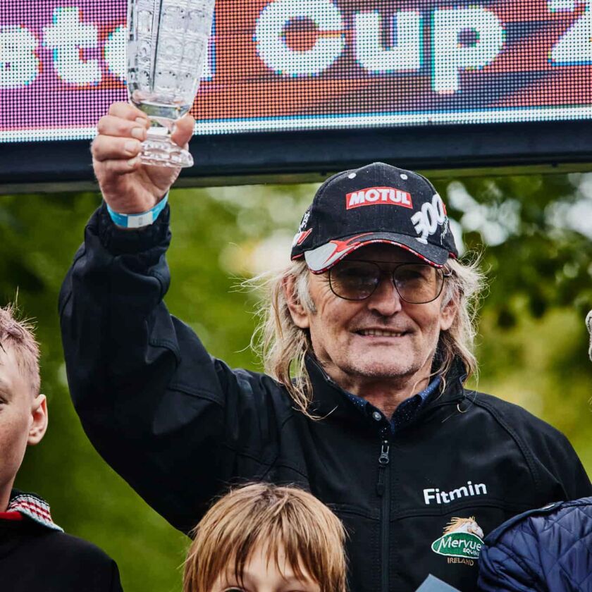 img: Partynicka piątka Grzegorza Wróblewskiego