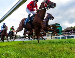 img: Koronacja coraz bliżej – Romantic Warrior zdobył drugi klejnot Potrójnej Korony