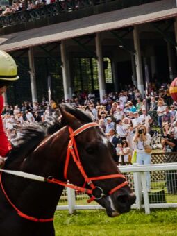 img: Szczepan Mazur wygrywa w Katarze