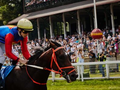 img: Szczepan Mazur wygrywa w Katarze