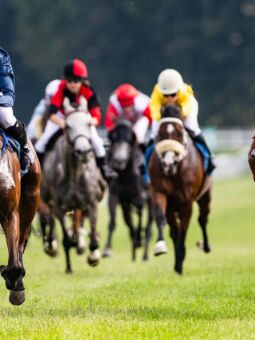 img: Fuks Golden Tempo wygrał Kentucky Derby, Cherie DeVaux zapisała nowy rozdział w historii słynnej gonitwy